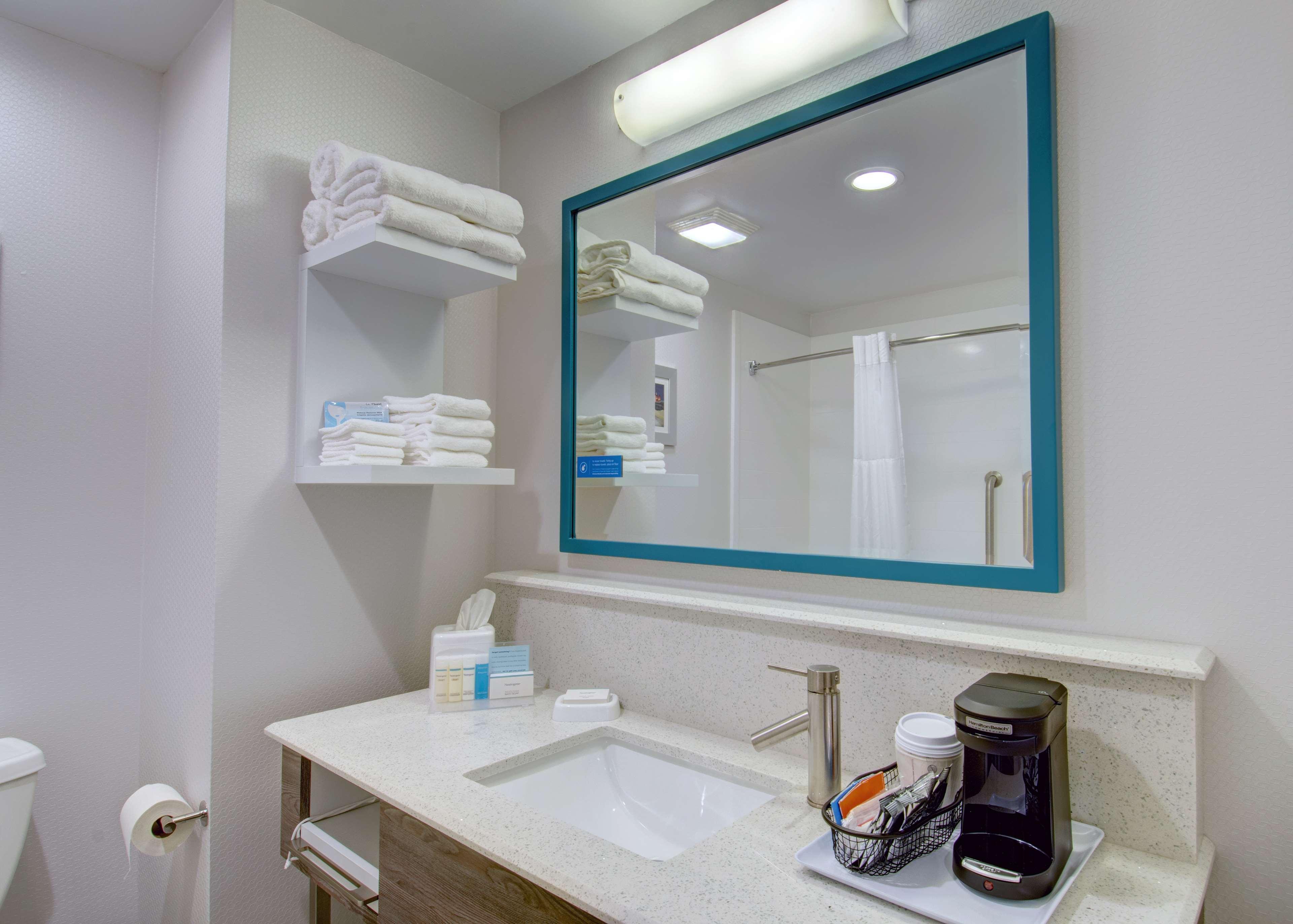Hampton Inn & Suites Boston/Stoughton Dış mekan fotoğraf