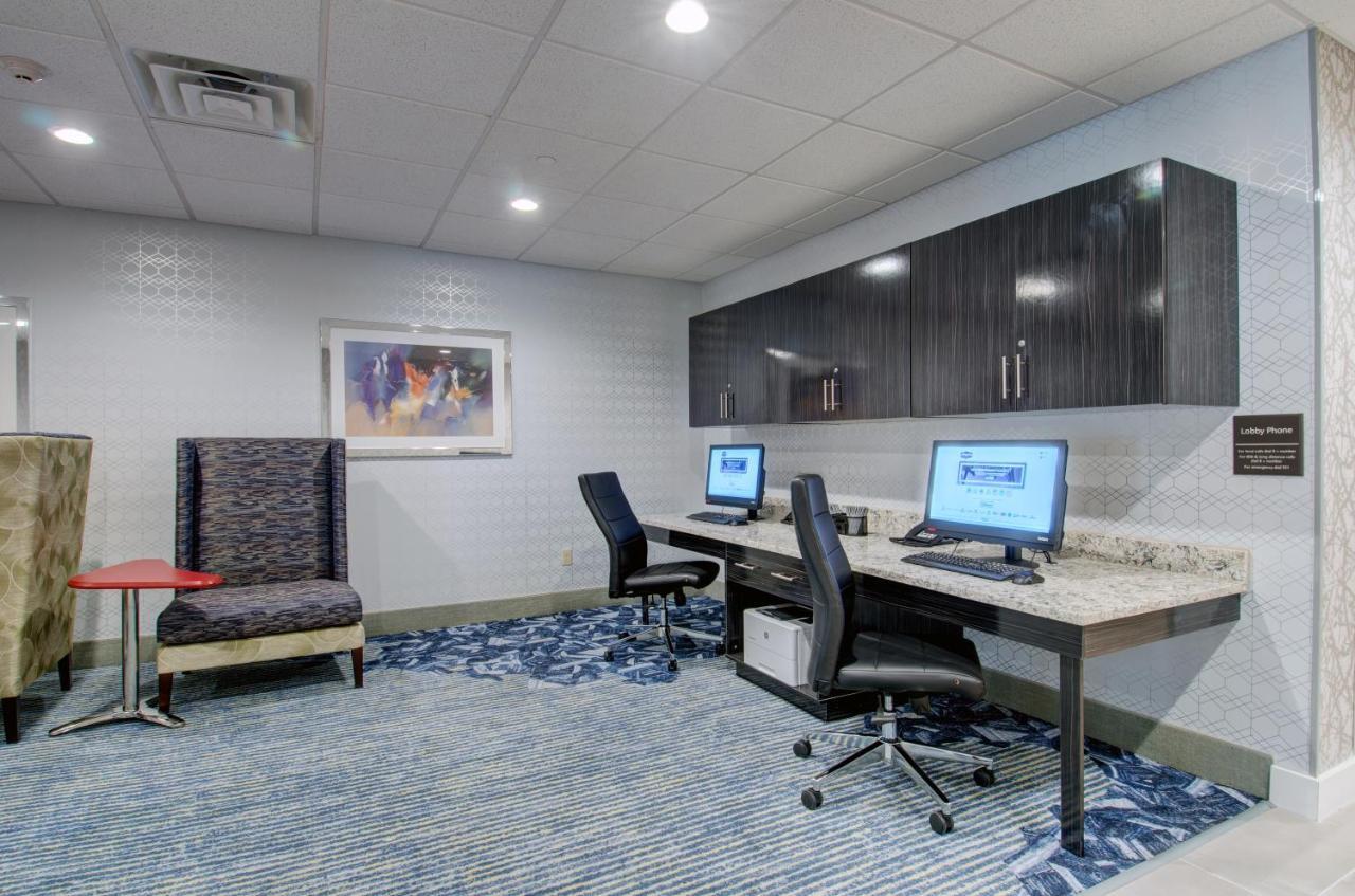 Hampton Inn & Suites Boston/Stoughton Dış mekan fotoğraf